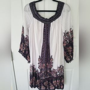 XHILARATION Size 2X bell sleeves, white background, blue, pink,yellow paisley